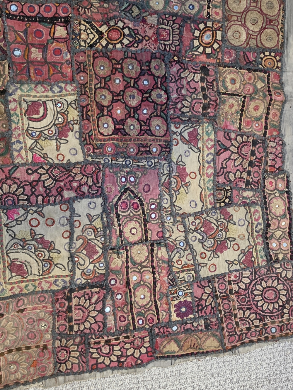 Vintage Handmade Indian Embroidered Patchwork Wall Hanging - Picture 5 of 16